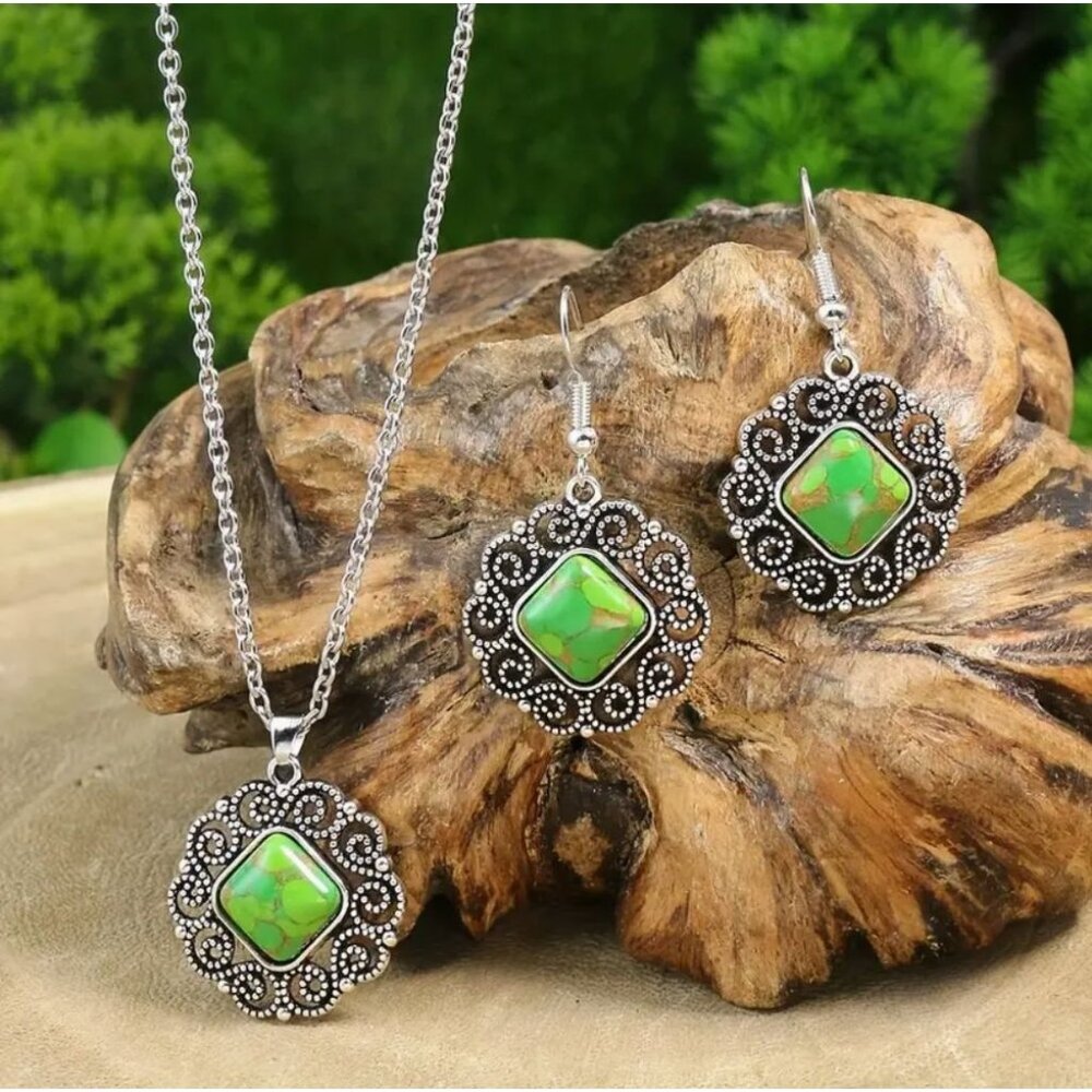 Silver Tone Jewelry Set Green Imitation Turquoise Necklace Hook Dangle Earrings